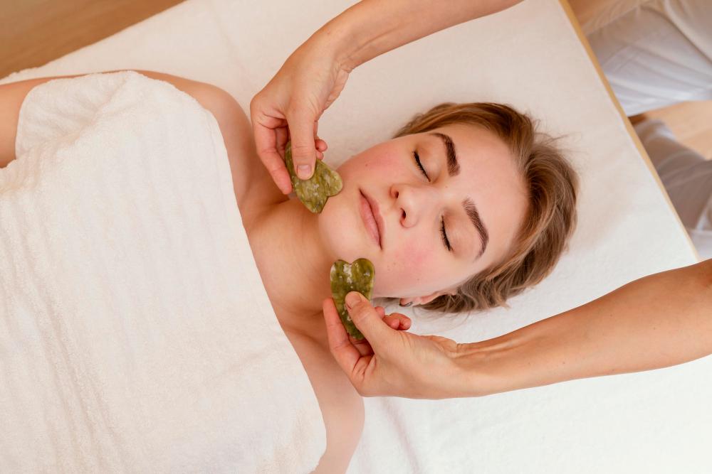 Acupressure For Youthful Skin: Tapping Into Ancient Beauty Techniques